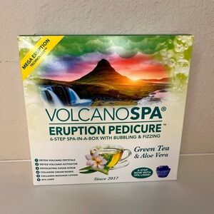 VOLCANOSPA Eruption Pedicure Kit - Teal Box